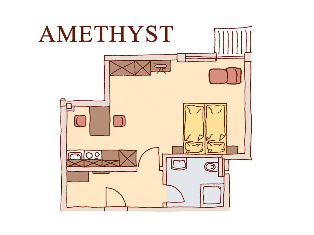 Ferienwohnungen Haus Der Mitte Mayrhofen Room photo